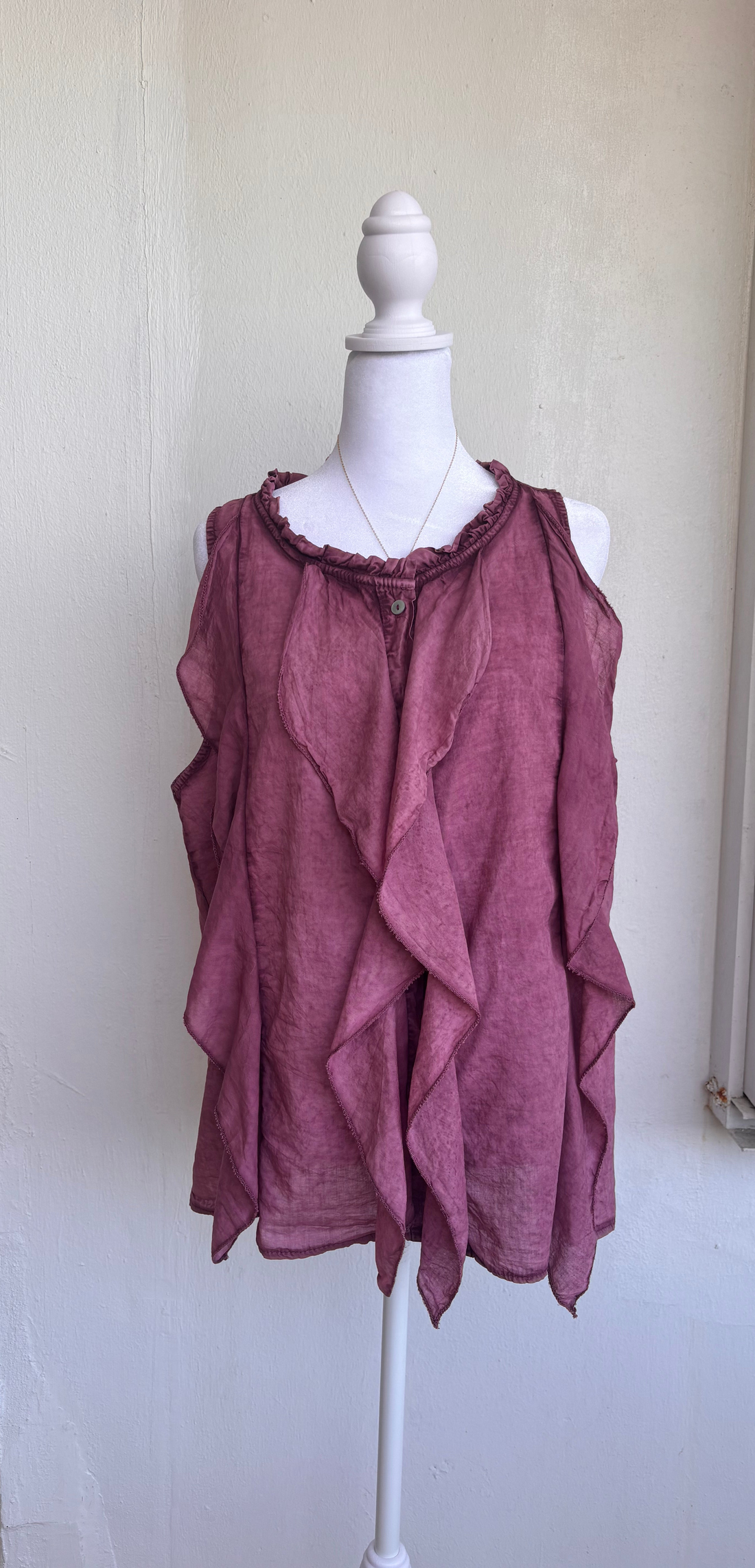 Style 1061 Sleveless Voille Woven Top