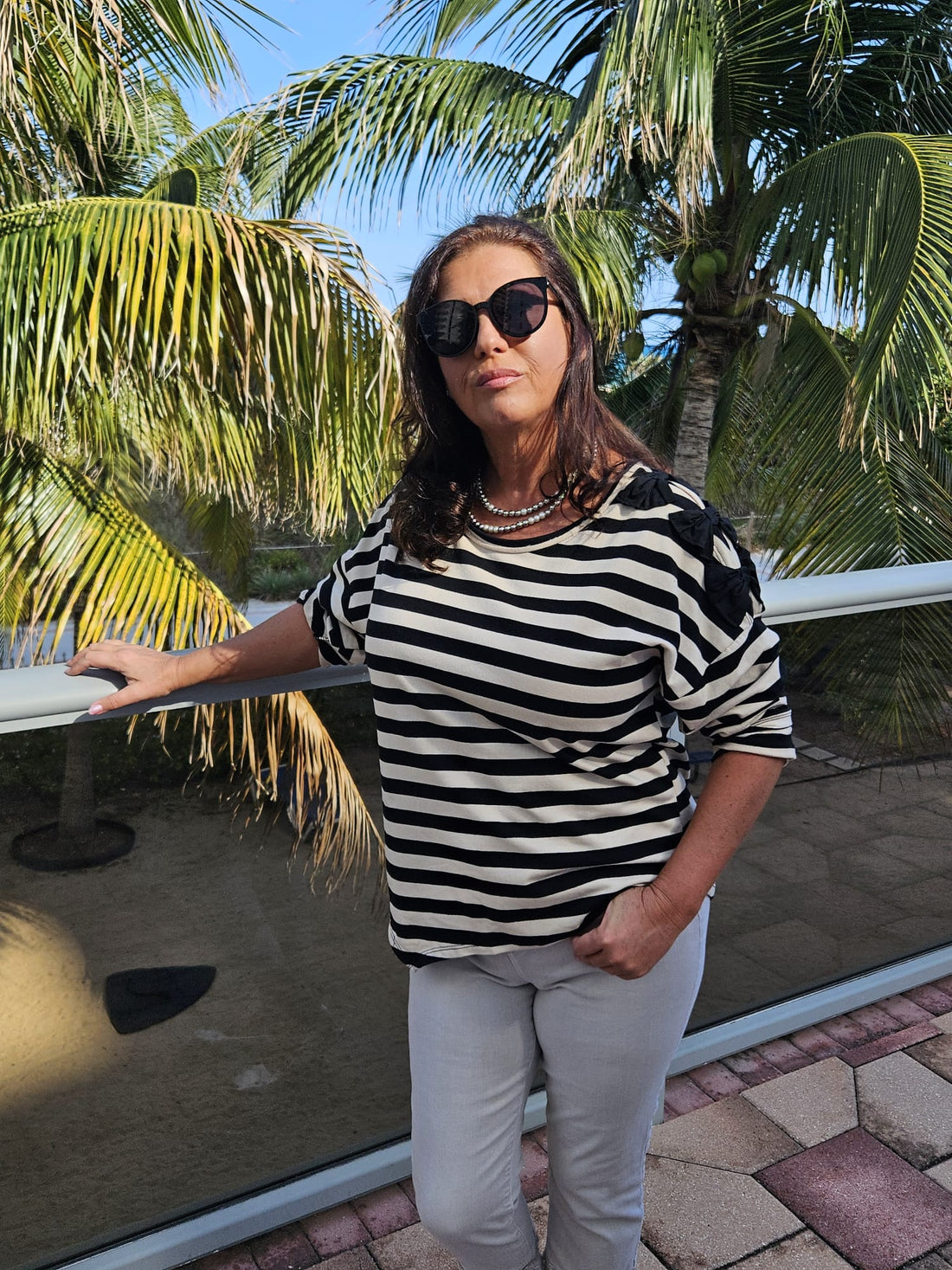 1108 stripe top with bows on shoulders