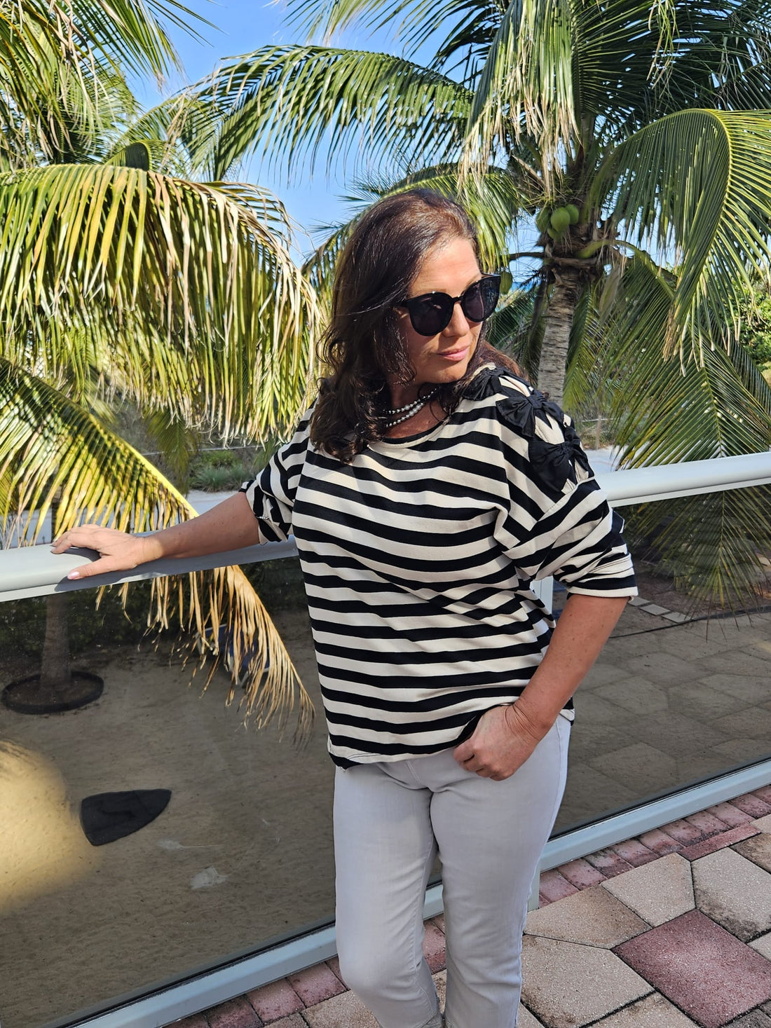 1108 stripe top with bows on shoulders